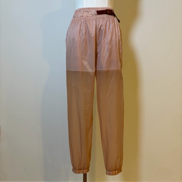 Nike Pants - Nike  women’s Mauve/Pink Paneled Jogger Pants - Size M